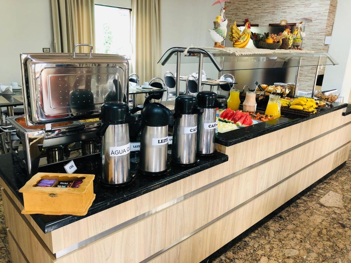Marca Hotel Medianeira エクステリア 写真